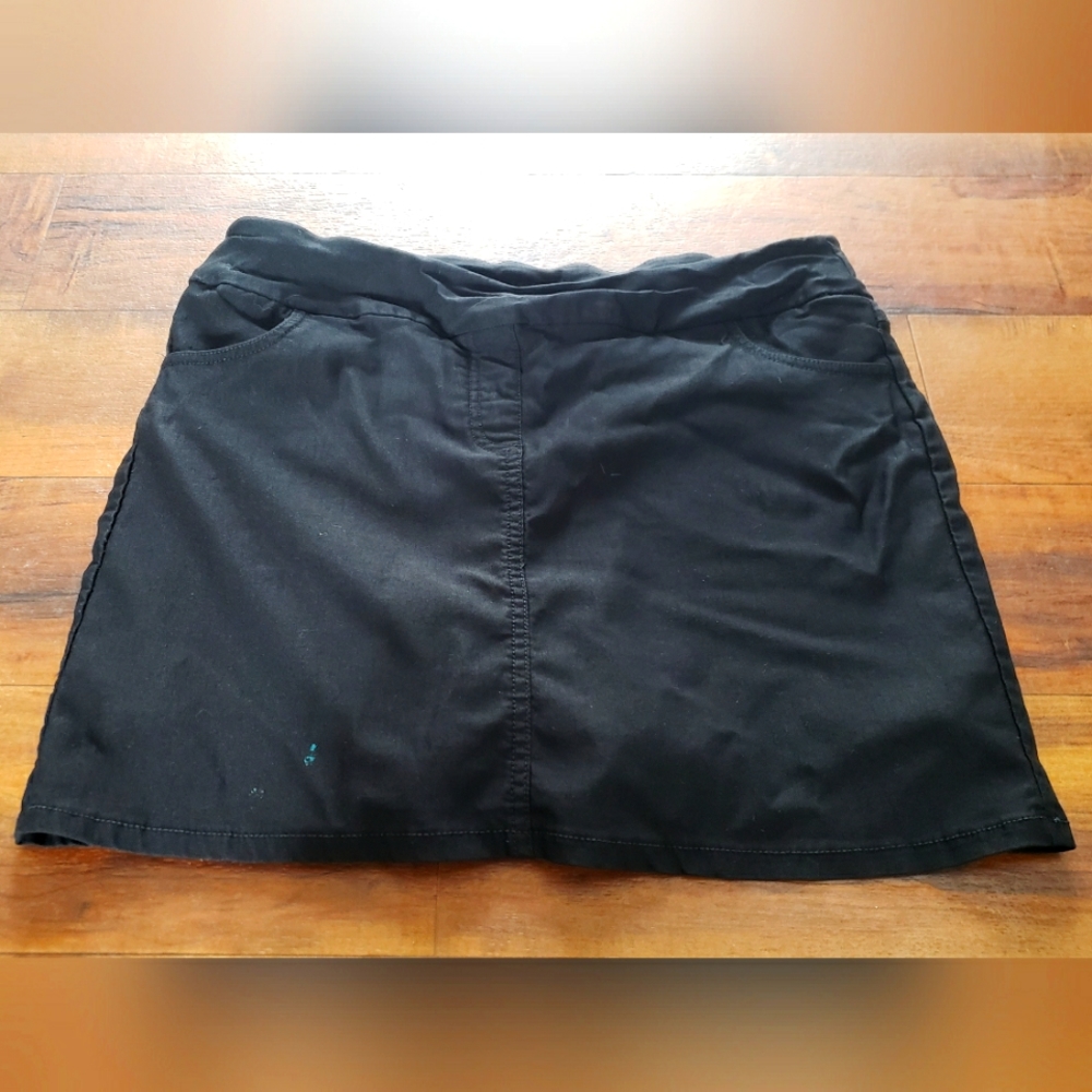 ATTYRE NEW YORK Skort, 12, BLACK